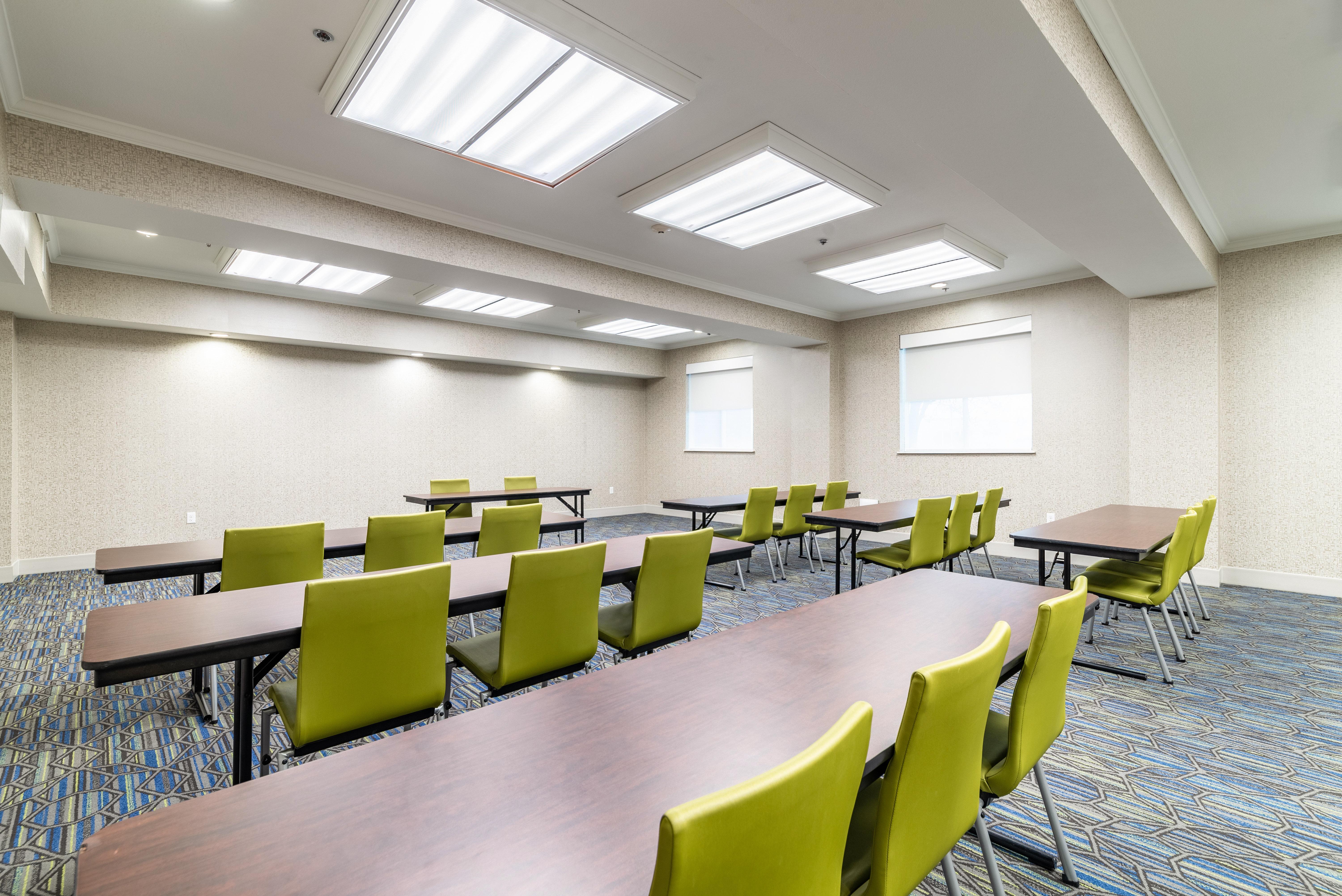 Holiday Inn Express & Suites Fort Worth - Fossil Creek By Ihg Buitenkant foto
