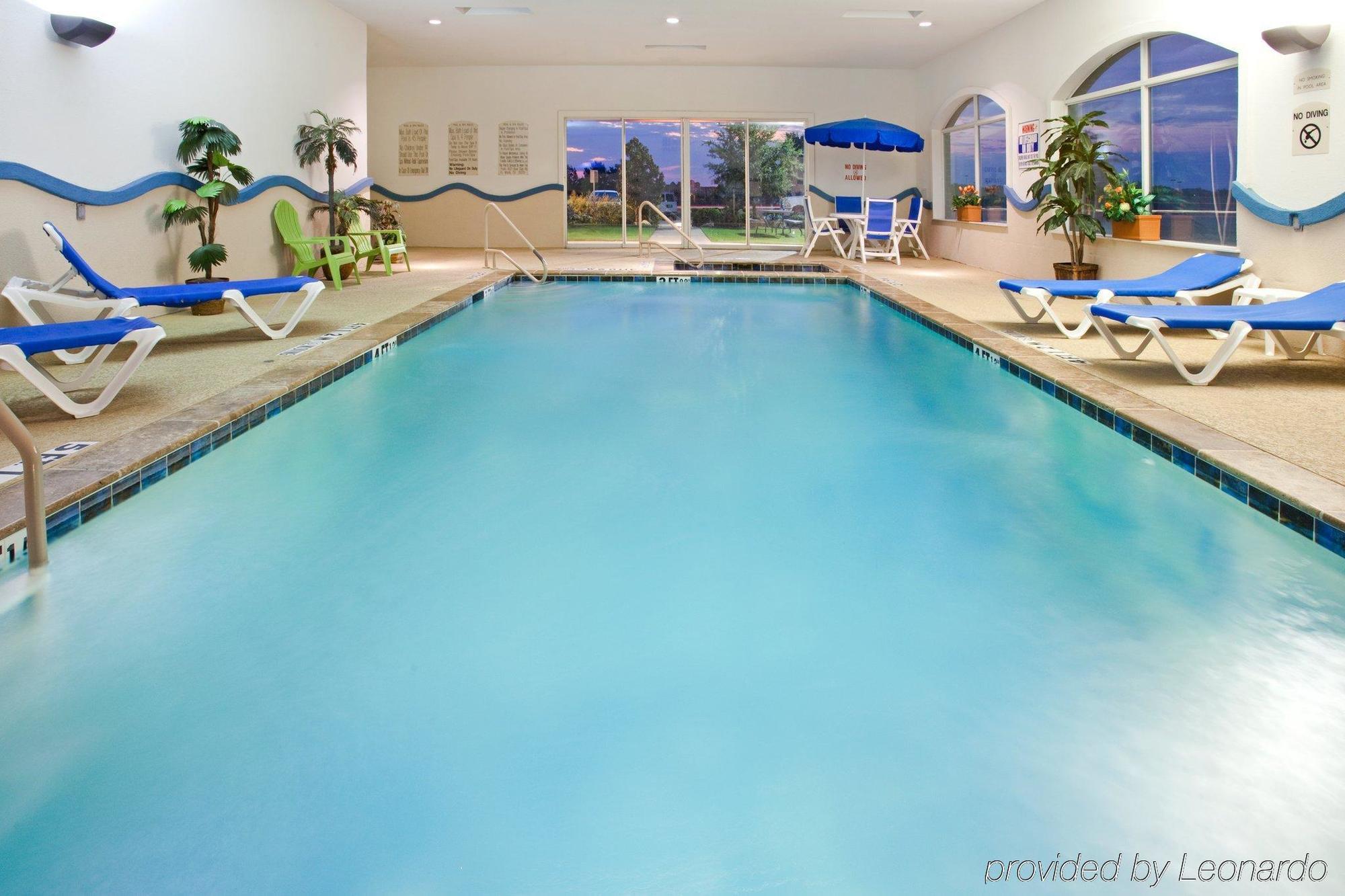 Holiday Inn Express & Suites Fort Worth - Fossil Creek By Ihg Faciliteiten foto