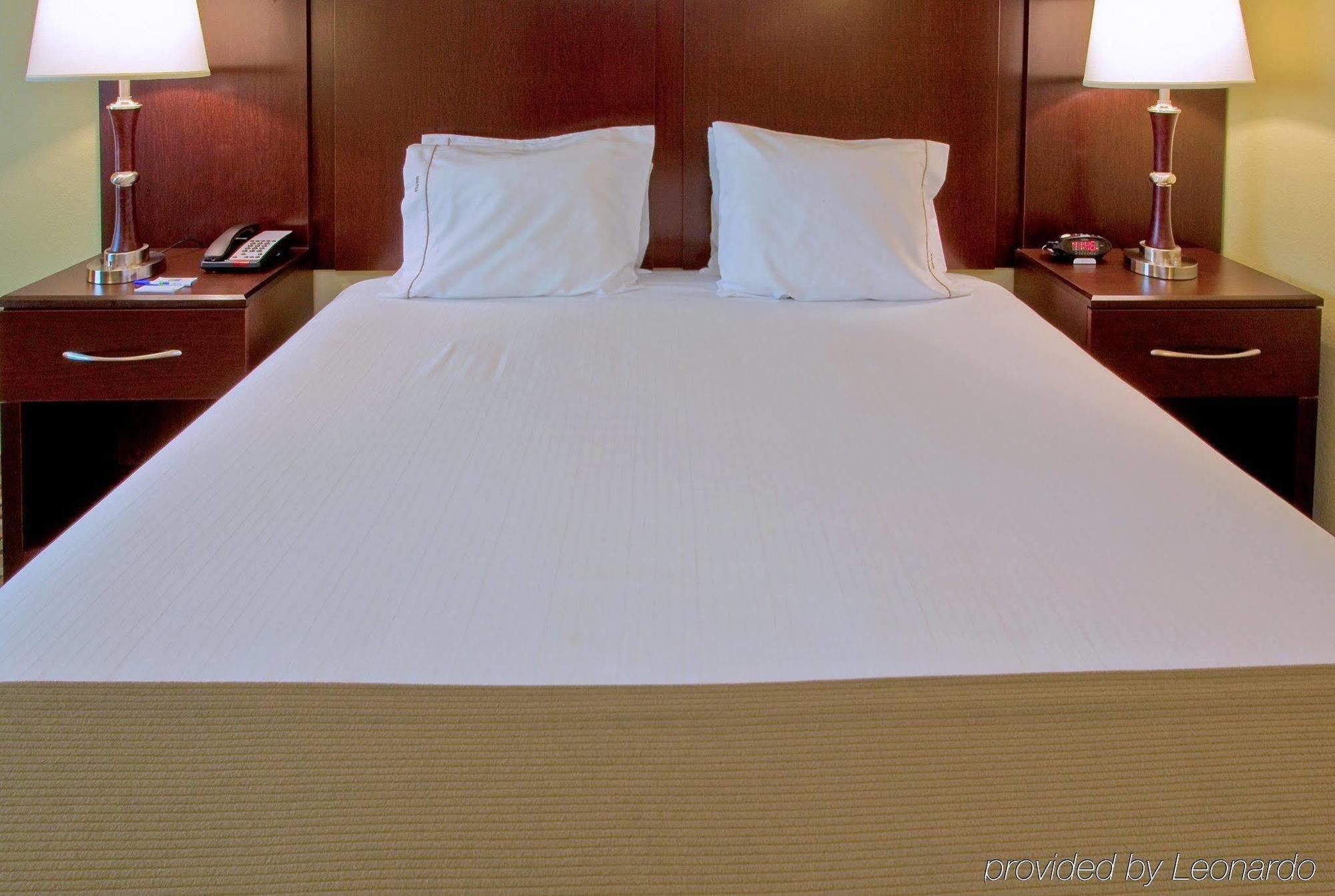 Holiday Inn Express & Suites Fort Worth - Fossil Creek By Ihg Buitenkant foto